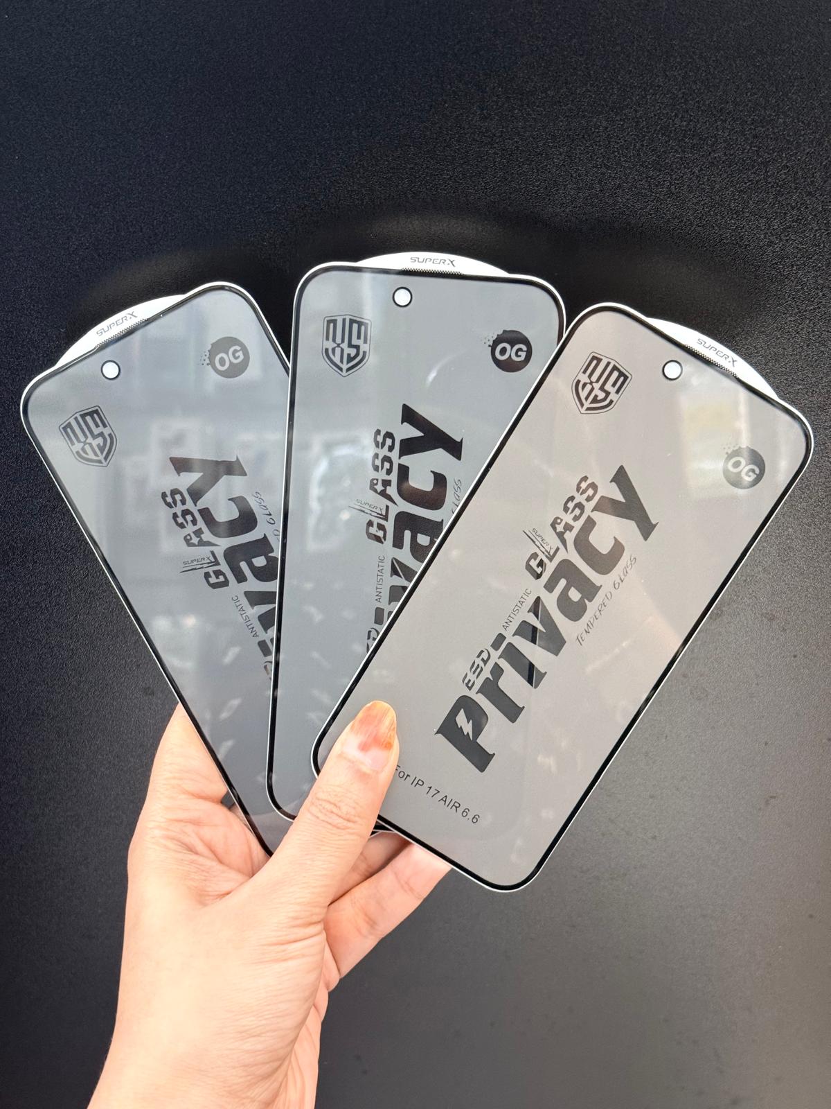 Privacy Screen Protector for iPhone 15, 16 and 17