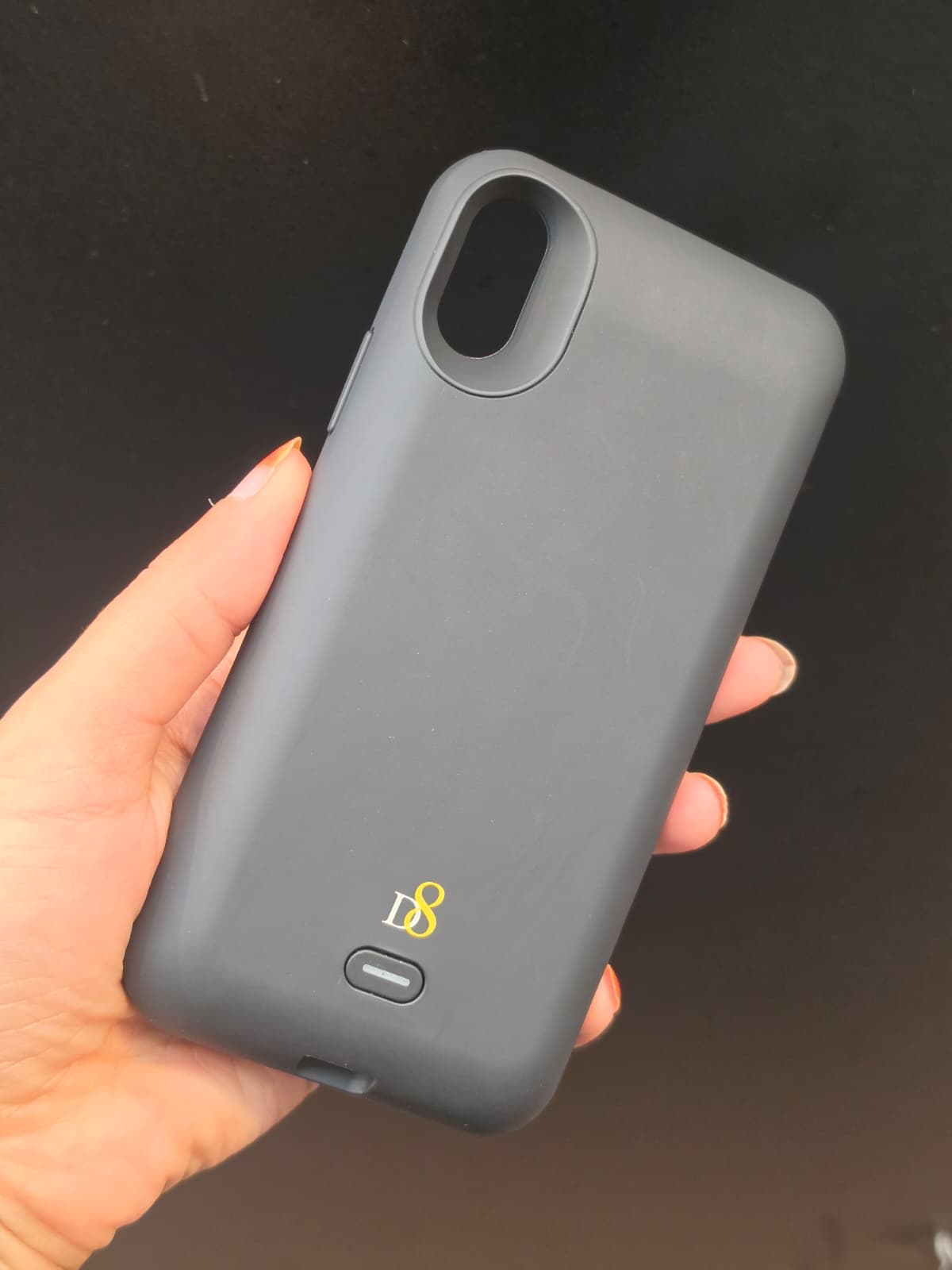 D8 Wireless Charging