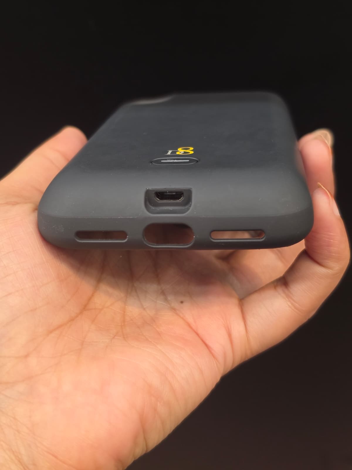 D8 Wireless Charging